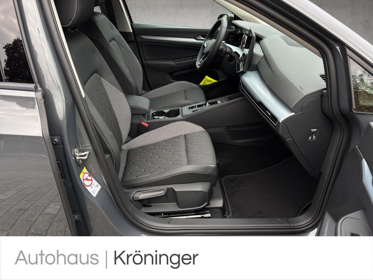 Volkswagen Golf 1.5 eTSI DSG Life