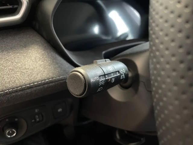 MG ZS Standard range