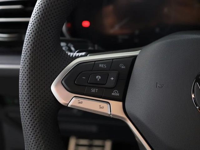 Volkswagen Touareg 4Motion R-Line