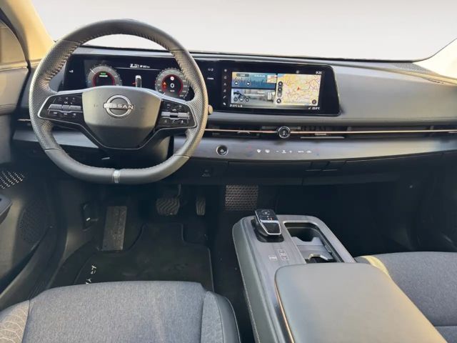 Nissan Ariya 63 kWh 22kW CCS Wärmepumpe Alcantara Kamera SHZ Na