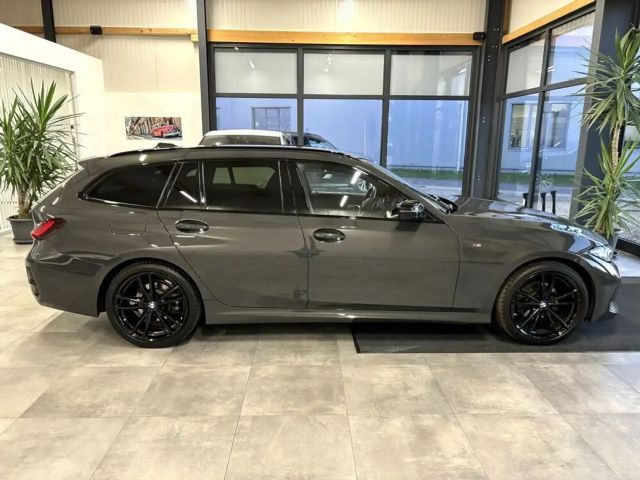 BMW 320 320d M-Sport Touring xDrive