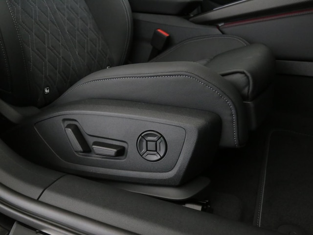 Audi A6 Avant Quattro S-Tronic