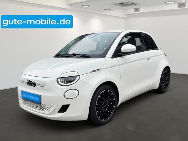 Fiat 500e 3+1 | 42kWh | Spurhalteassistent | CarPlay | Tempo