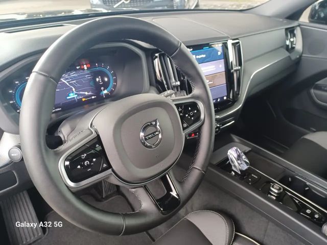 Volvo XC60 B5 AWD°Plus Black Edition°360°Cam°KiSi