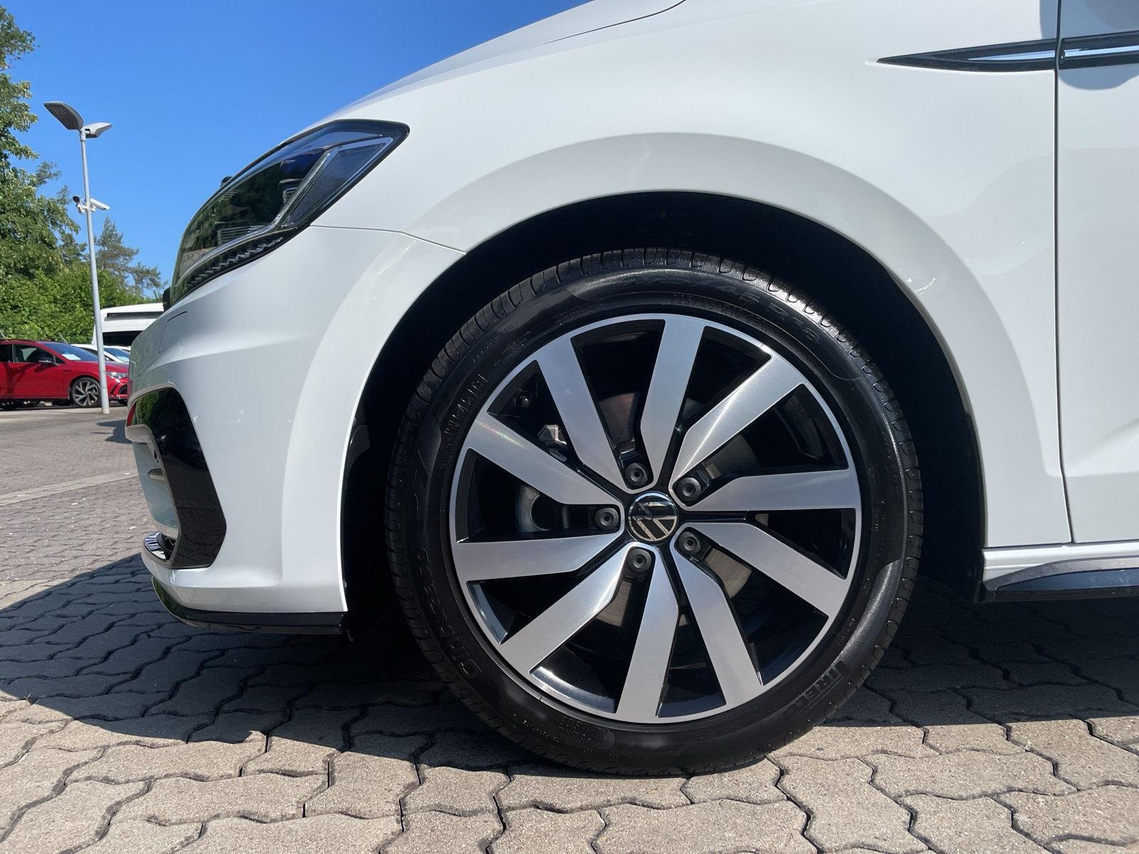 Volkswagen Touran DSG R-Line