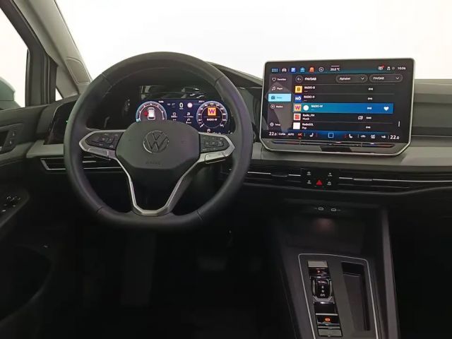 Volkswagen Golf Business DSG Variant