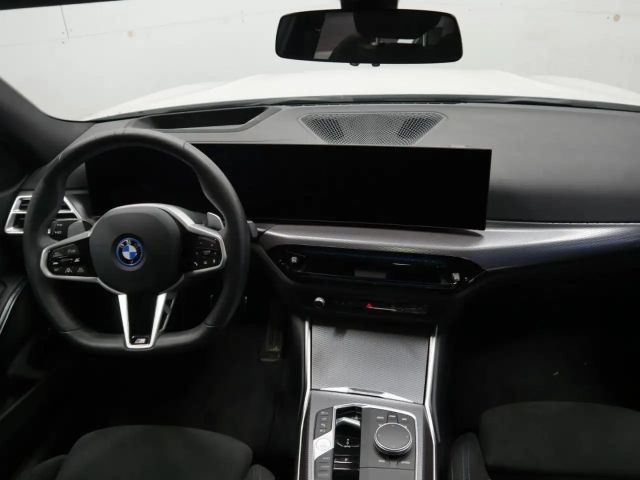 BMW 330 330e M-Sport Touring