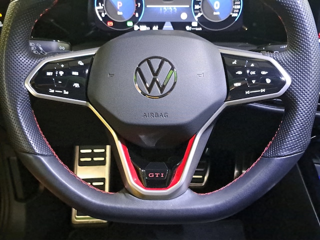 Volkswagen Golf 2.0 TSI DSG GTI