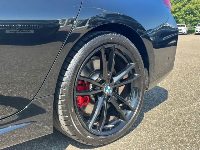 BMW 330 330i M-Sport Sedan xDrive