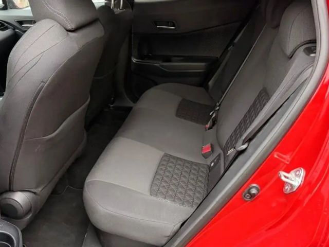 Toyota C-HR Hybride Team D