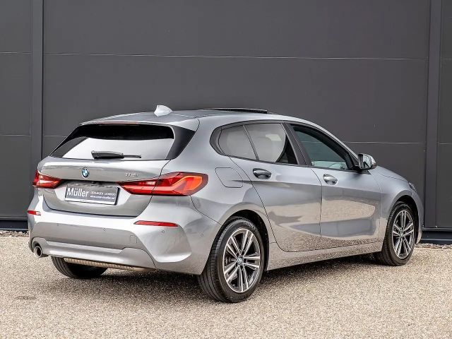 BMW 118 118i Sedan