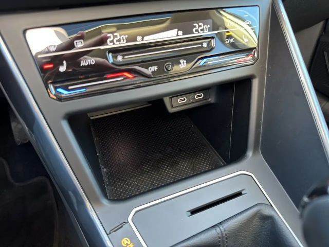 Volkswagen Taigo 1.5 TSI DSG Style