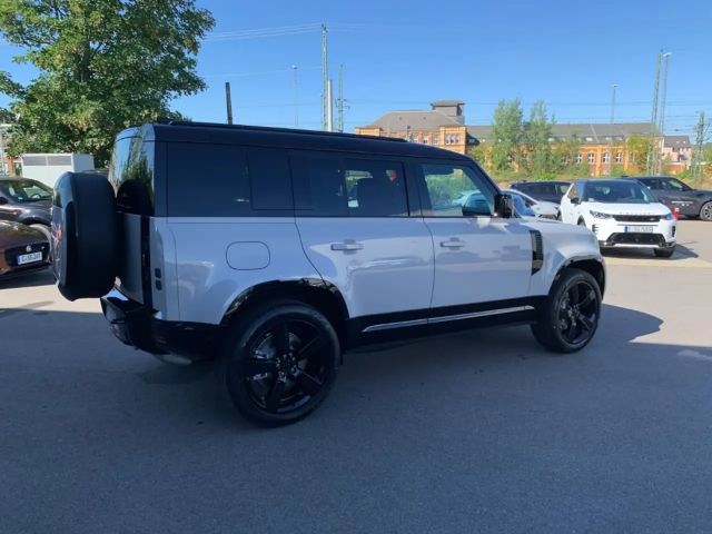 Land Rover Defender 110 Dynamic HSE