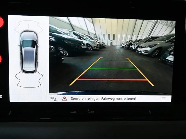 Volkswagen Golf DSG Life Variant