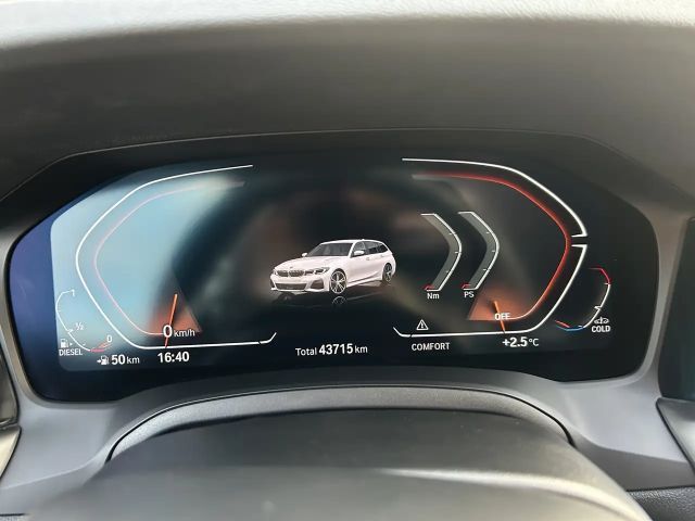 BMW 330 330d M-Sport Touring xDrive