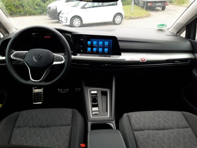 Volkswagen Golf DSG Life