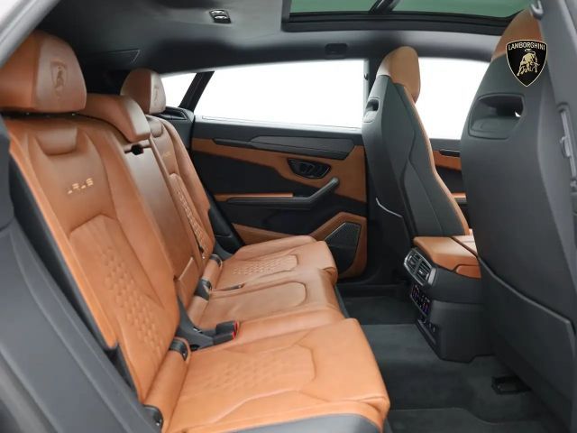 Lamborghini Urus S