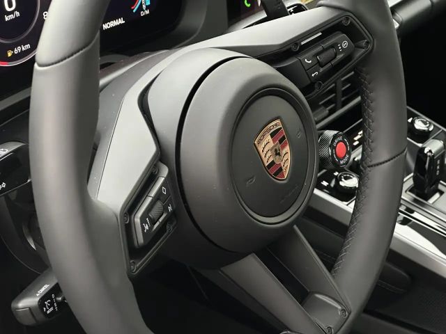 Porsche 992 Cabrio Carrera S