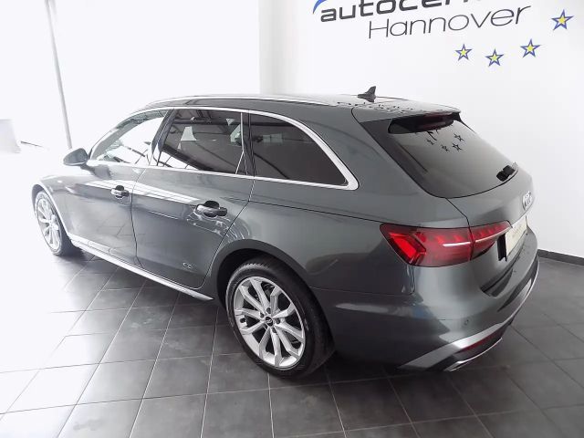 Audi A4 30 TDI Avant S-Line