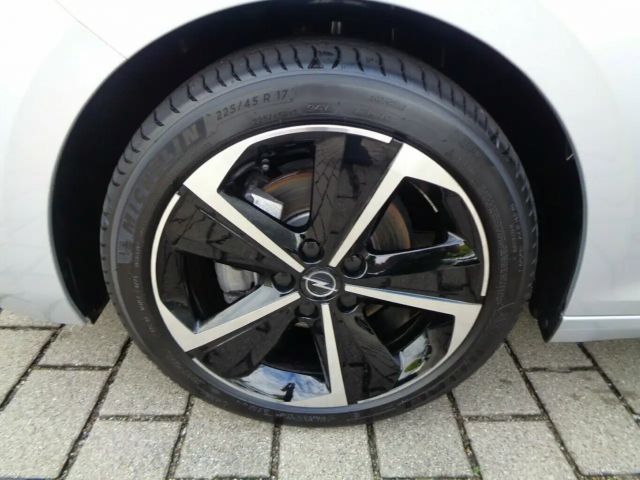 Opel Astra GS-Line Grand Sport