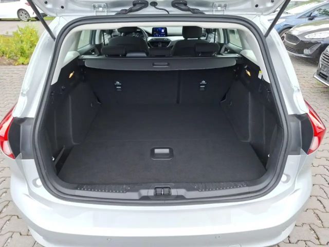 Ford Focus Cool & Connect Wagon