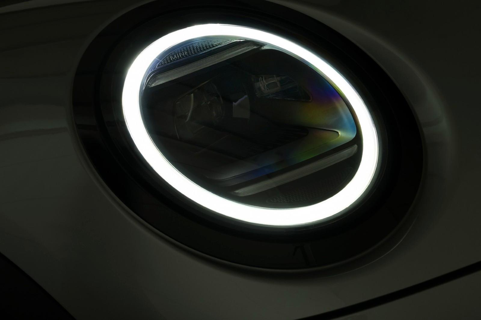 MINI Cooper Favoured John Cooper Works