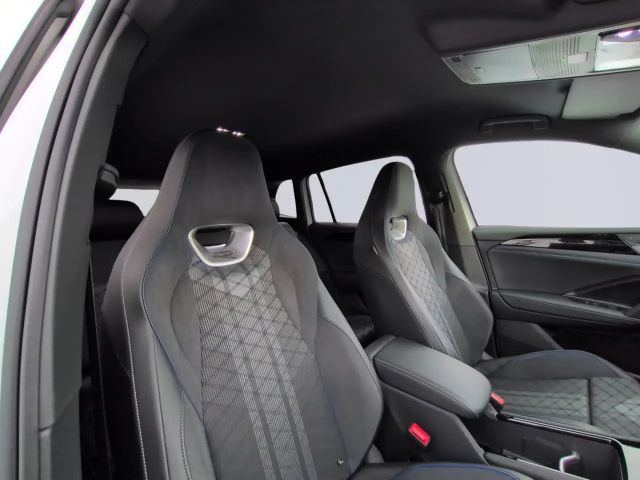 Volkswagen Tiguan 1.5 eTSI DSG R-Line Style