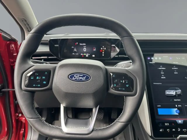 Ford Explorer Premium RWD