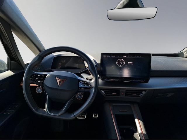 Cupra Born Born  PDC SHZ KAMERA NAVI ACC AKTIVSITZE LED