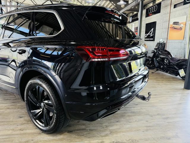 Volkswagen Touareg 4Motion R-Line