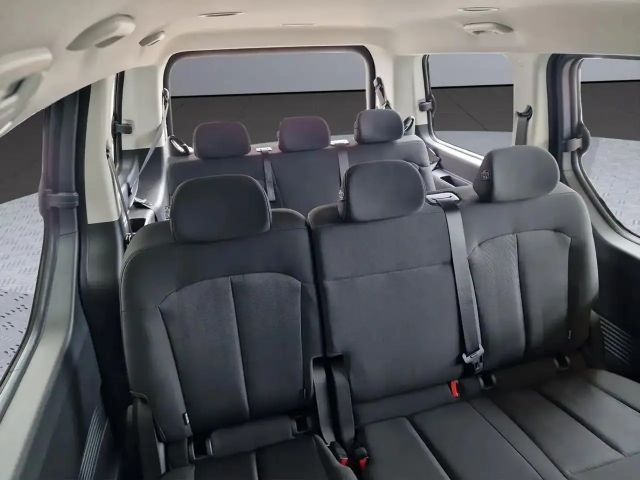 Hyundai Staria Trend