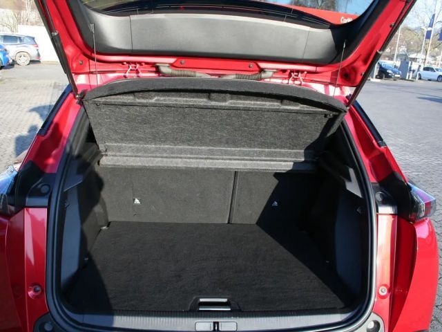 Peugeot E-2008 Allure Pack