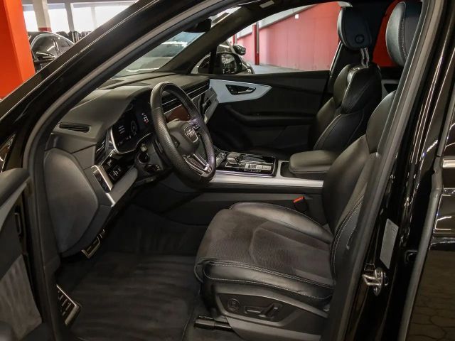 Audi Q7 50 TDI Quattro S-Line