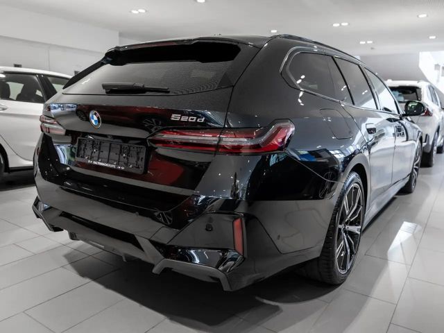 BMW 520 520d M-Sport Touring xDrive