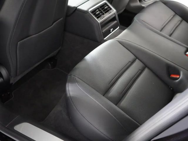 Porsche Panamera 4 E-Hybrid