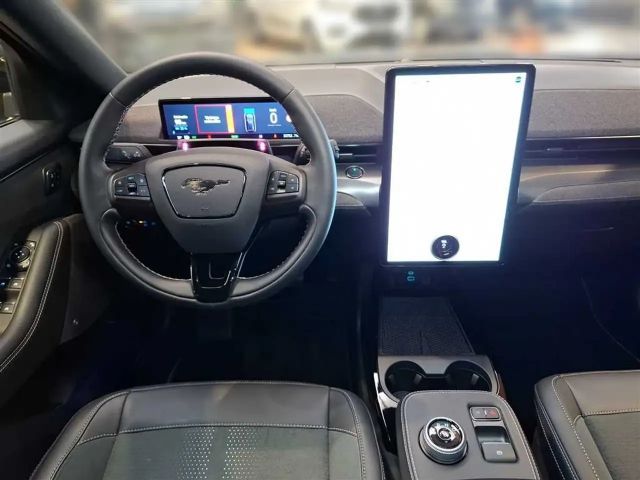 Ford Mustang Mach-E AWD GT