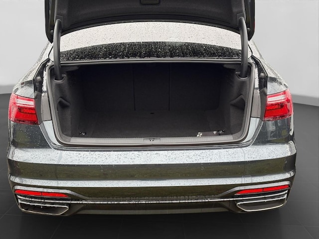 Audi A4 30 TDI S-Tronic Sedan