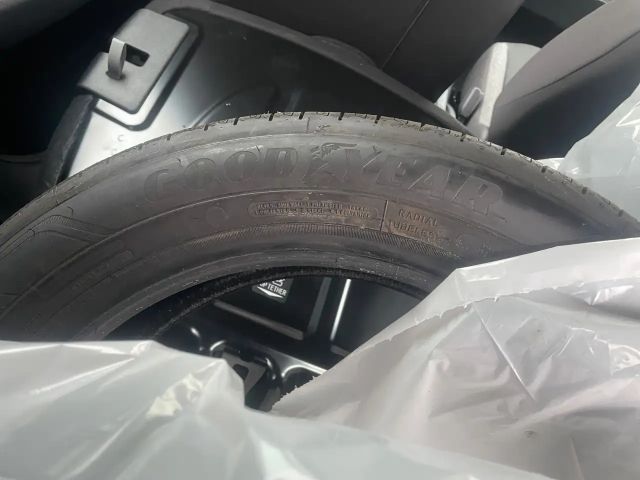 Toyota Aygo X Hatchback Play