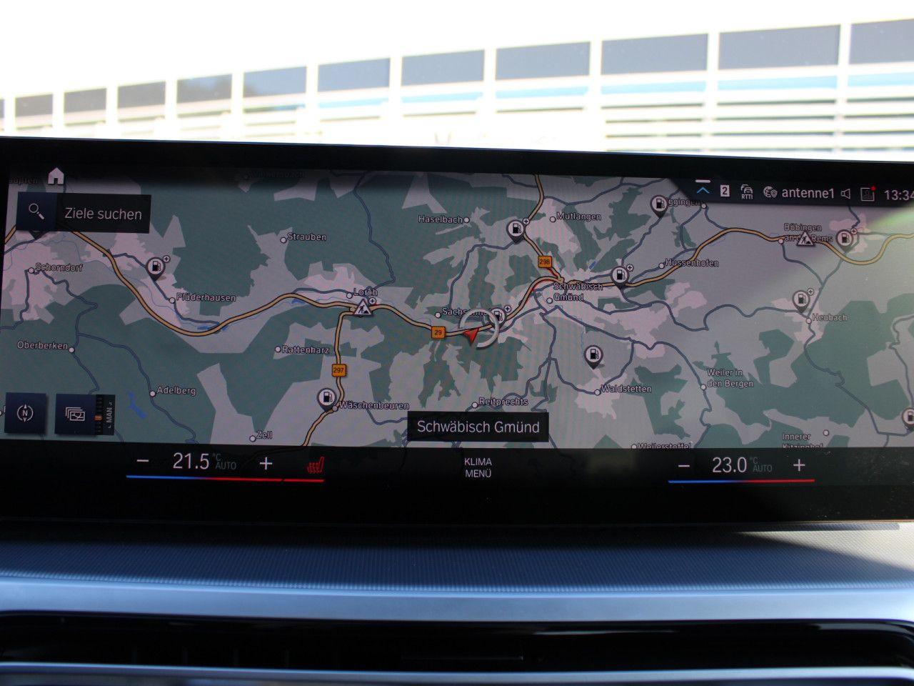 BMW 330 330i Sedan xDrive