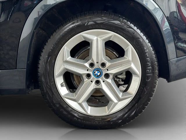 BMW iX1 xDrive30