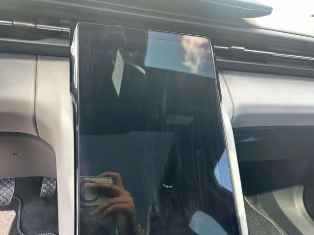 Ford Explorer Extended range RWD