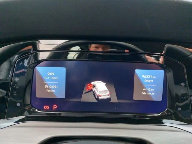 Volkswagen Golf DSG Golf VIII Style Variant