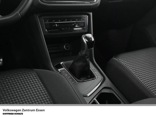 Volkswagen Tiguan Active TSI LED Navi R-Kamera Sitzhzg