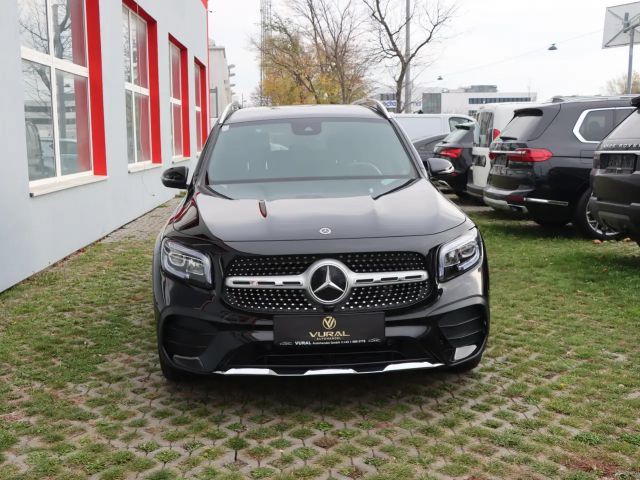 Mercedes-Benz GLB 200 AMG Line GLB 200 d