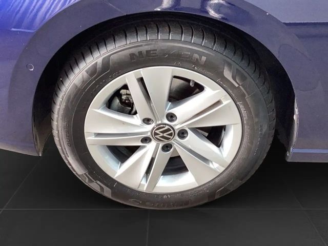 Volkswagen Golf DSG Life Variant