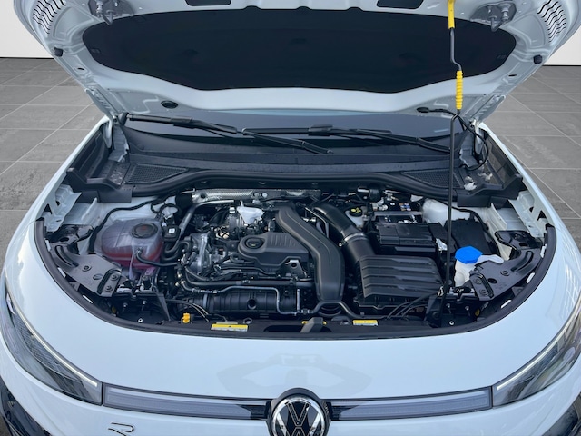 Volkswagen T-Roc 1.5 eTSI DSG R-Line