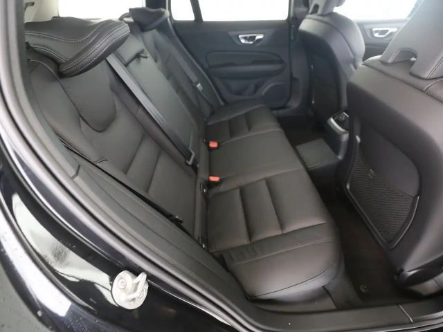 Volvo V60 AWD Dark Plus T6