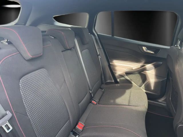 Ford Focus ST Line