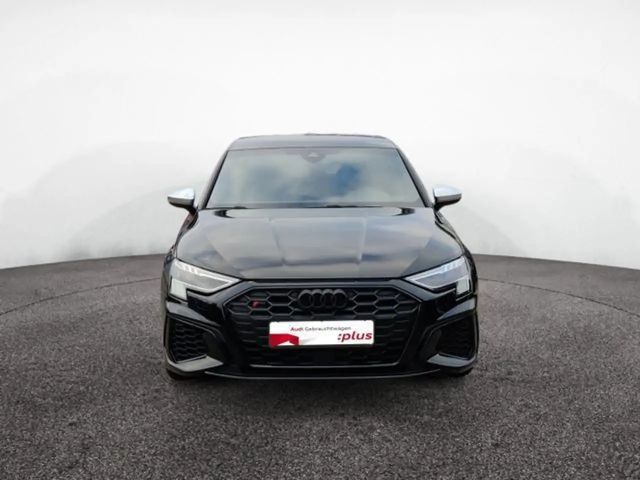 Audi S3 2.0 TFSI Business Quattro Sedan