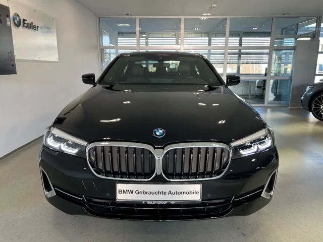 BMW 530 530e Sedan